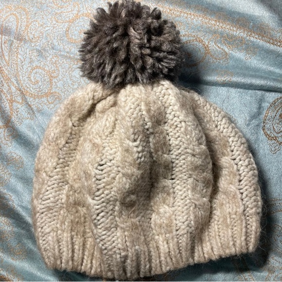 Fratelli Talli Made in Italy Pom Pom Winter Knitted Hat Beanie - Picture 2 of 5